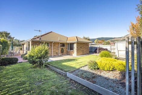 Photo of property in 15 Arbor-lea Avenue, Richmond, 7020