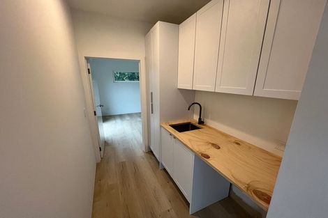 Photo of property in 12 Frankley Road, Westown, New Plymouth, 4310