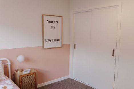 Photo of property in 72 Waipunahau Road, Waikanae, 5036