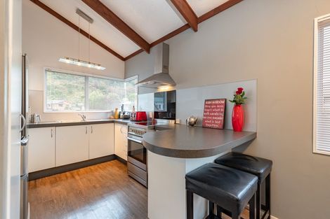 Photo of property in 11 Tulsa Grove, Totara Park, Upper Hutt, 5018