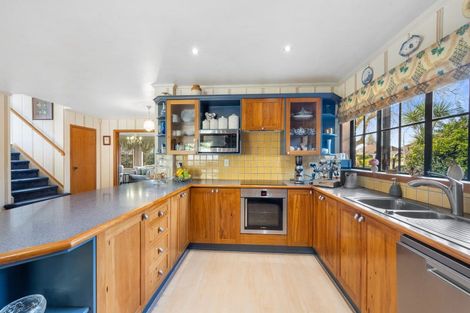 Photo of property in 36 Oakwood Grove, Eastern Beach, Auckland, 2012