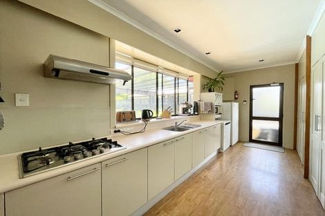 Photo of property in 58 Brooklands Road, Brooklands, New Plymouth, 4310