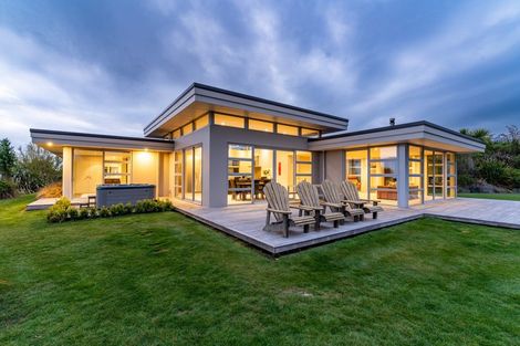 Photo of property in 28 Kayforce Road, Ocean View, Dunedin, 9035