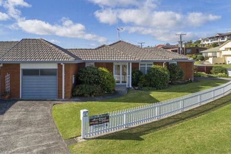 Photo of property in 37 Western Road, Bellevue, Tauranga, 3110