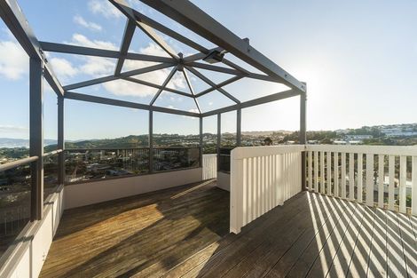 Photo of property in 46 Cypress Drive, Maungaraki, Lower Hutt, 5010