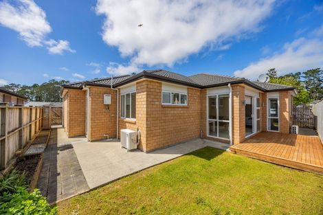 Photo of property in 3 Konoba Avenue, Kumeu, 0810