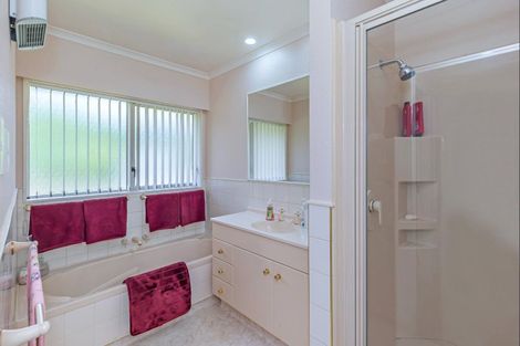 Photo of property in 101 Mcleavey Road, Ohau, Levin, 5570