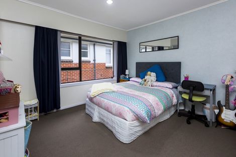 Photo of property in 20 Kashmir Avenue, Clouston Park, Upper Hutt, 5018