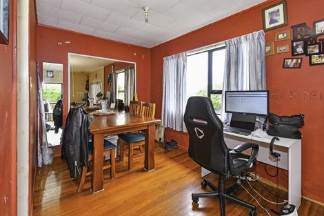 Photo of property in 8 Southview Place, Wattle Downs, Auckland, 2102