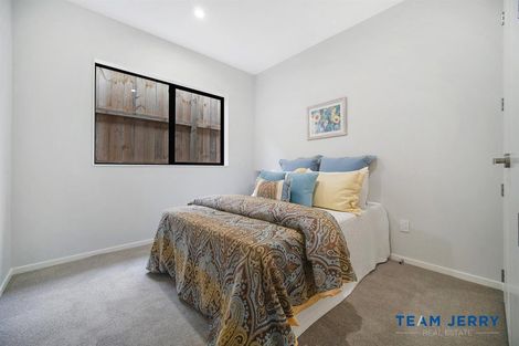 Photo of property in 30 Paihere Street, Huapai, Kumeu, 0810
