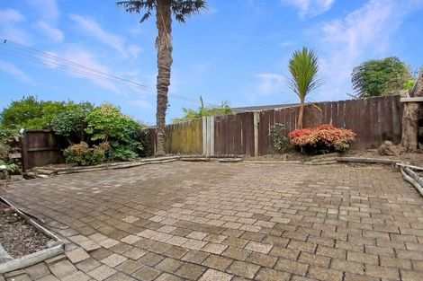 Photo of property in 1/11 Talavera Place, Te Atatu South, Auckland, 0602