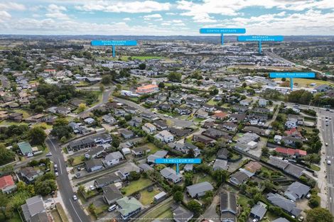 Photo of property in 15 Helleur Road, Massey, Auckland, 0614