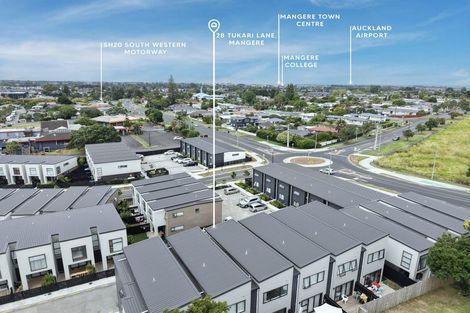 Photo of property in 28 Tukari Lane, Mangere Bridge, Auckland, 2022