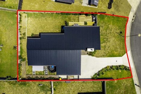 Photo of property in 52 Harbour Crest Drive, Waiuku, 2123