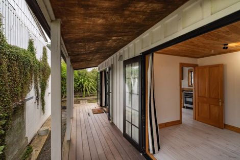 Photo of property in 69 Oxford Street, Lyttelton, 8082