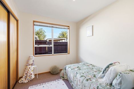 Photo of property in 83 Vivian Street, Burwood, Christchurch, 8083