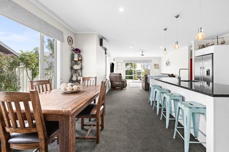 Photo of property in 75a Arataki Road, Havelock North, 4130