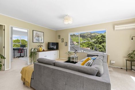 Photo of property in 2/8 Vasanta Avenue, Ngaio, Wellington, 6035