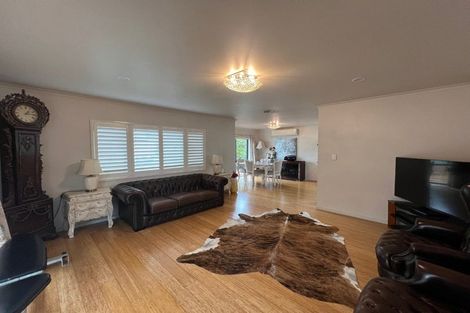 Photo of property in 8 Hansen Place, Takanini, 2112