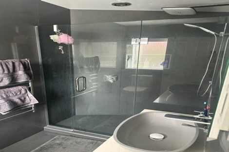 Photo of property in 19 Patons Road, Howick, Auckland, 2014