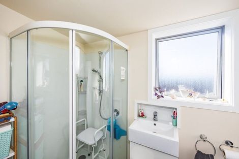 Photo of property in 37 Oban Street, Holmes Hill, Oamaru, 9401