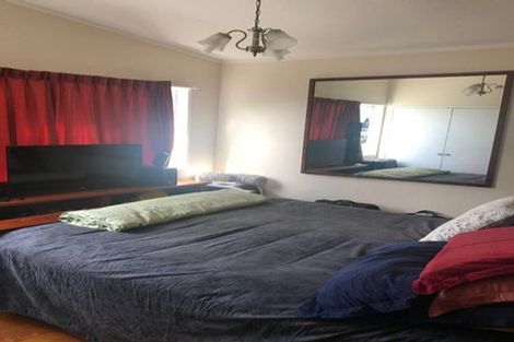 Photo of property in 30 Ellis Avenue, Mount Roskill, Auckland, 1041