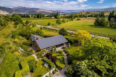 Photo of property in 82 Burn Cottage Road, Cromwell, 9384