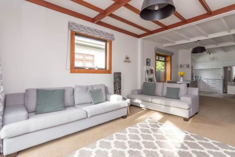 Photo of property in 12 Napier Road, Terrace End, Palmerston North, 4410