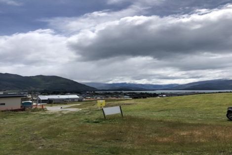 Photo of property in 12 Landsborough Lane, Wanaka, 9305