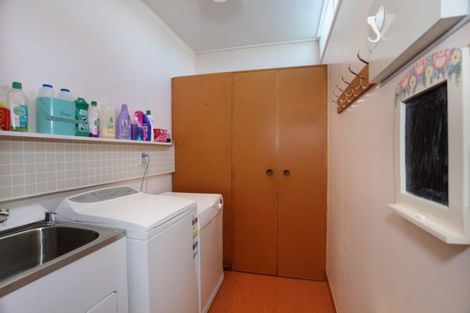 Photo of property in 13a Harris Street, Marton, 4710