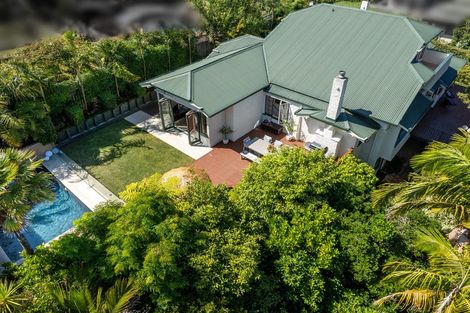 Photo of property in 19 Maritime Terrace, Birkenhead, Auckland, 0626