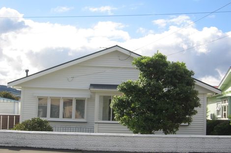 Photo of property in 413 Jackson Street, Petone, Lower Hutt, 5012