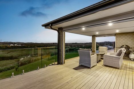 Photo of property in 11 Crickett Lane, Pokeno, 2471