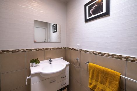 Photo of property in 1 Douglas Mclean Avenue, Marewa, Napier, 4110