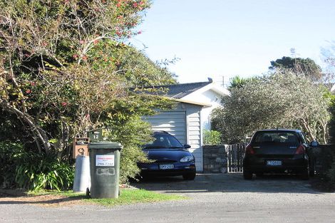 Photo of property in 12 Herbert Avenue, Raumati South, Paraparaumu, 5032
