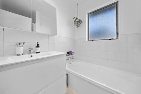 Photo of property in 172 Orangi Kaupapa Road, Northland, Wellington, 6012