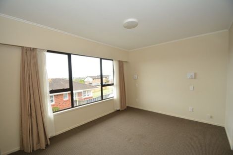 Photo of property in 1/20 Anne Road, Hillcrest, Auckland, 0627