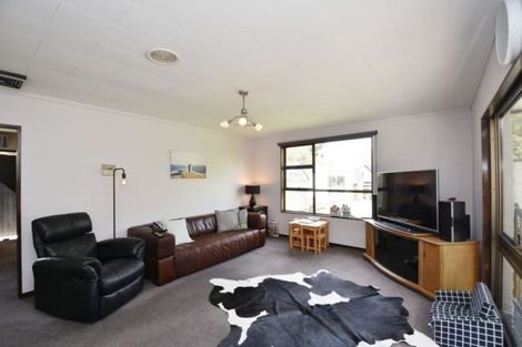 Photo of property in 27 Marama Avenue North, Otatara, Invercargill, 9879