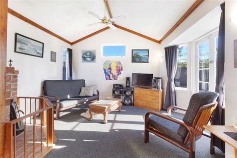 Photo of property in 1 Geisha Road, Waikuku, Rangiora, 7473