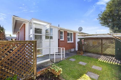 Photo of property in 4/290 Carrington Street, Vogeltown, New Plymouth, 4310