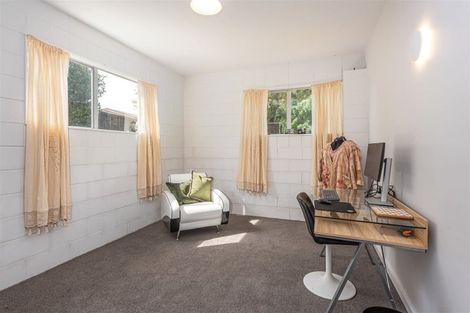 Photo of property in 6 Chilton Drive, Mairehau, Christchurch, 8052