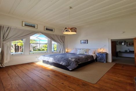 Photo of property in 110 Peel Street, Westport, 7825