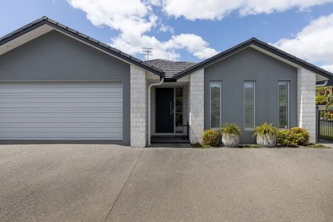 Photo of property in 13 Shoreview Close, Omokoroa, 3114