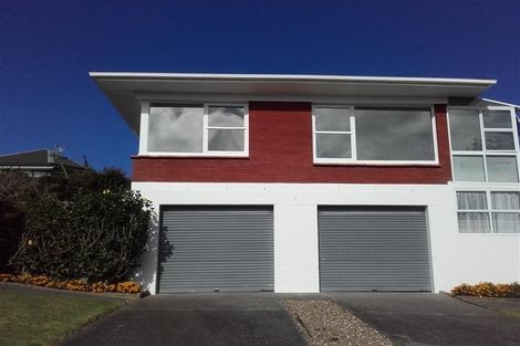 Photo of property in 2/2 Eban Avenue, Hillcrest, Auckland, 0627