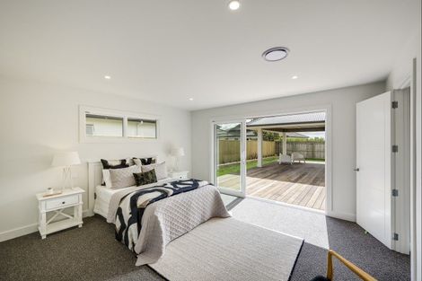 Photo of property in 12 Rich Rise, Havelock North, 4130