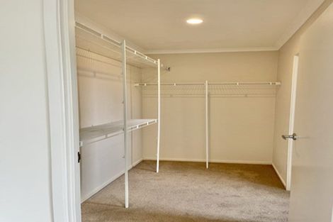 Photo of property in 18 Akeake Lane, Manurewa, Auckland, 2102