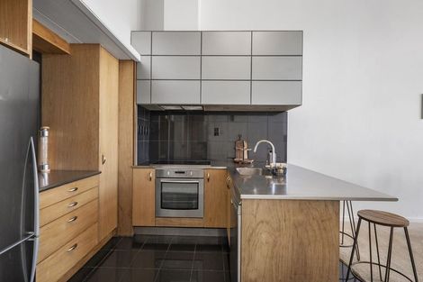 Photo of property in Stadium Garden Flats, 117/107 Thorndon Quay, Pipitea, Wellington, 6011