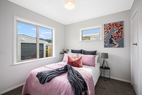 Photo of property in 76 Peel Place, Wainuiomata, Lower Hutt, 5014