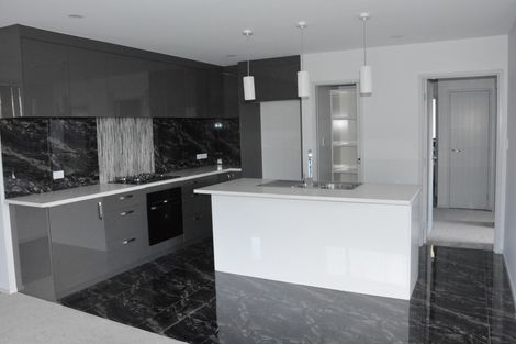 Photo of property in 3 Frederick Place, Whalers Gate, New Plymouth, 4310