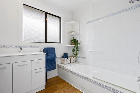 Photo of property in 8 Westburn Terrace, Burnside, Christchurch, 8041